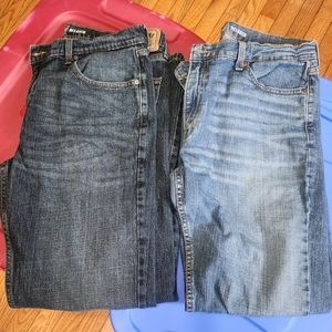2 pairs of Levi's men's relaxed jeans 36x32
